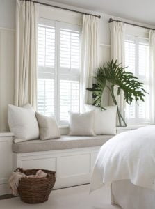 color scheme of blinds, shutters or curtains