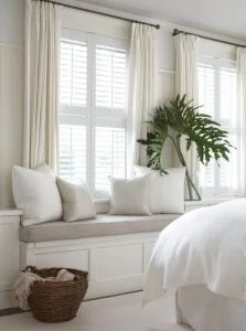 Colour Scheme of Blinds, Shutters Or Curtains image