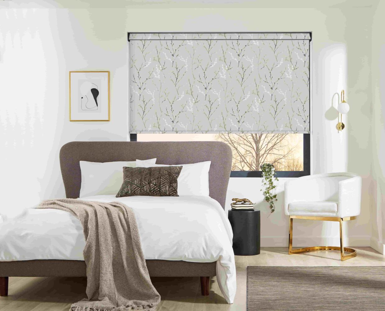 LL_2022_Roller_Willow_Birch-White_70mm_Bed_Main_Open