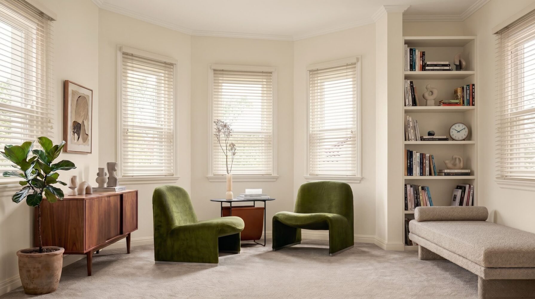 Venetian_Blinds_Bay_Window