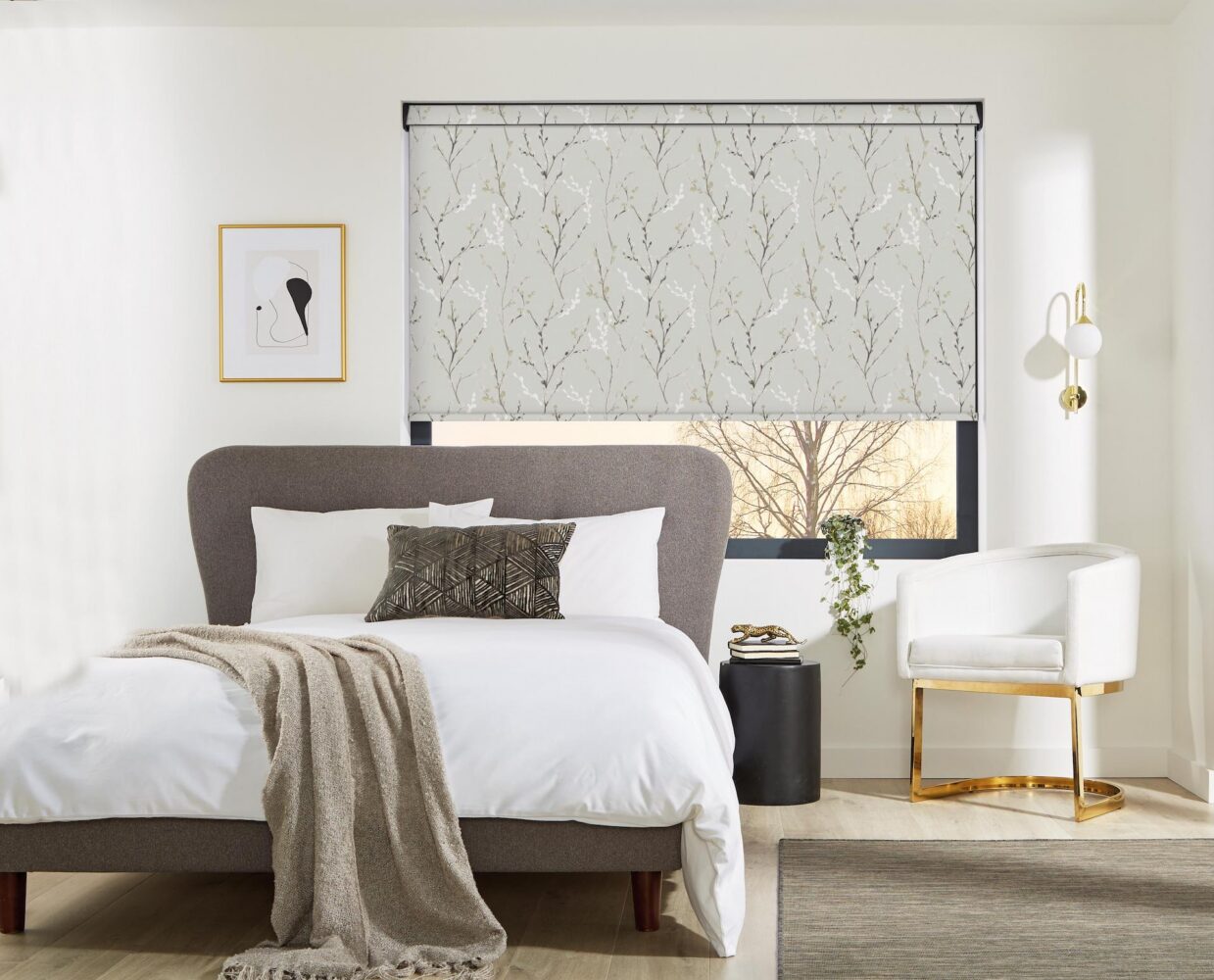 LL_2022_Roller_Willow_Birch-White_70mm_Bed_Main_Open(1)