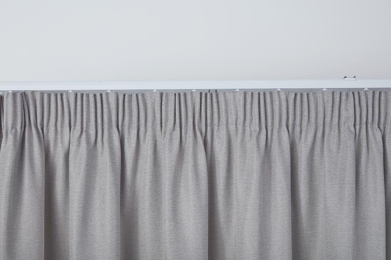 Pinch Pleat Heading